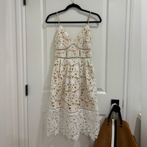 Like New - Guess White Embroidered Lace Midi Dress